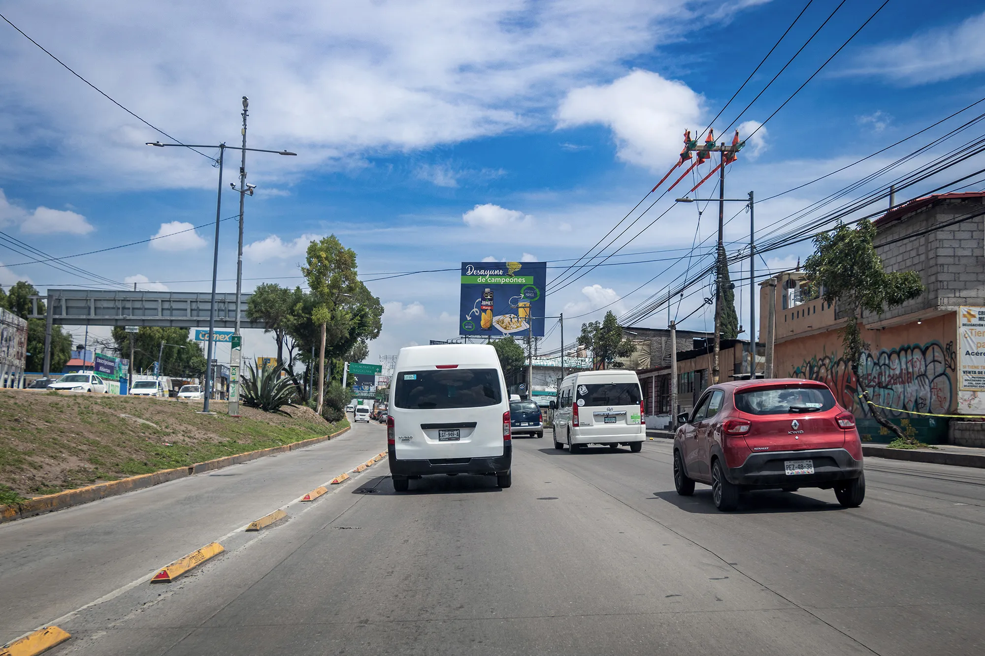 E1-MEX-090A 9 E1-MEX-090A
Vía Jose López Portillo esq. Av. Nacional 5, V-Sureste Natural